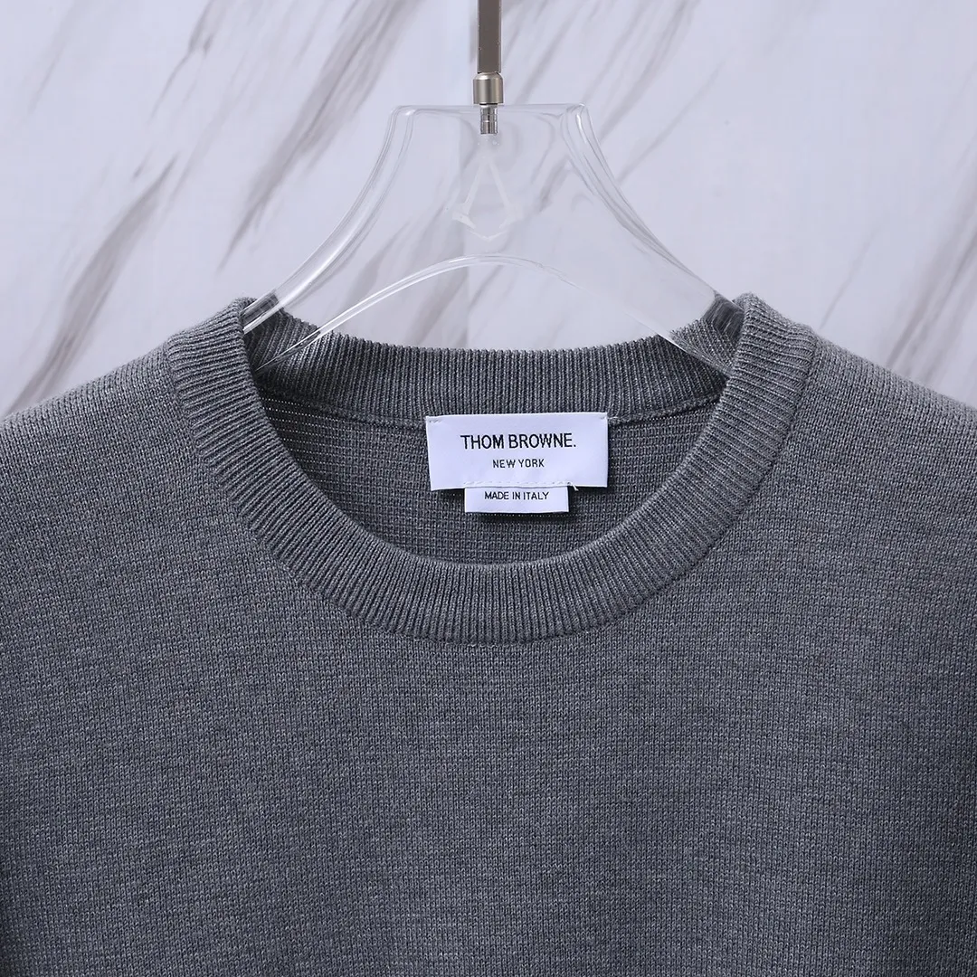 ：M 02 （TBClassic ） THOM BROWNE .TBClassic Breathable Same Style ：White/Navy Blue /Gray/ Blue Size：1/2/3/4